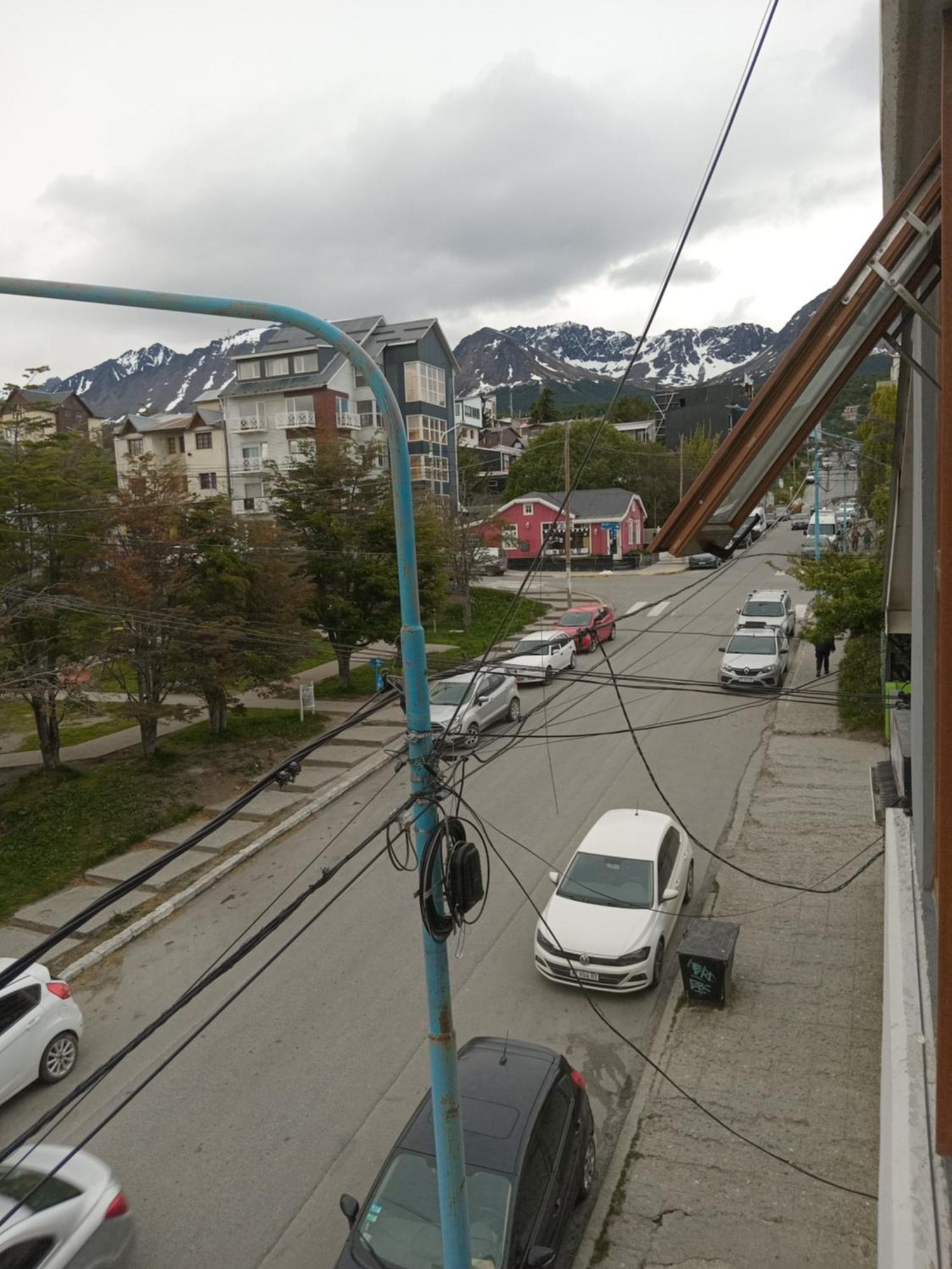 Departamento Centrico Krenn Apartment Ushuaia Bagian luar foto